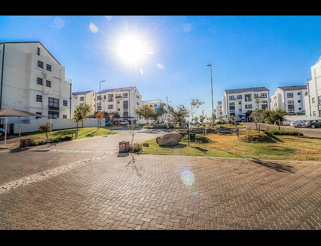 2 BEDROOM PROPERTY TO RENT IN GREENSTONE HILL